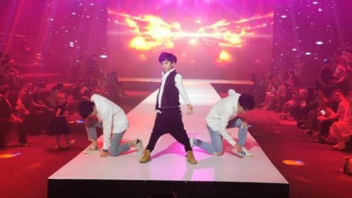 星空娱乐公司艺人,揭秘星空娱乐公司旗下璀璨明星阵容